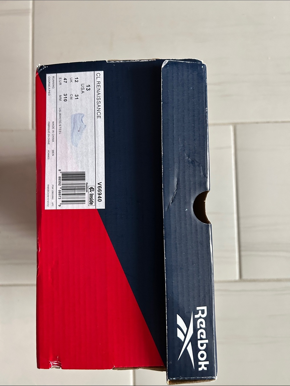 Reebok Colorblock Shoe Box in Navy & Red